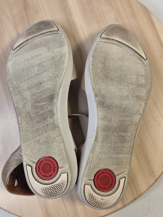 FitFlop Cova Closed Toe Metallic Gold Leather Sandals Women US 7 - Picture 12 of 14